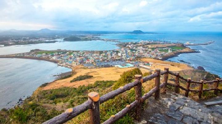 Korea Selatan Tindak Pengunjung Nakal di Jeju