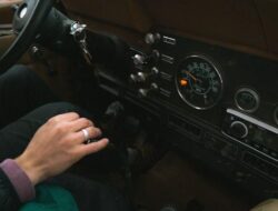 5 Tanda Oli Transmisi Sudah Waktunya Diganti! 5 Tanda Oli Transmisi Sudah Waktunya Diganti!