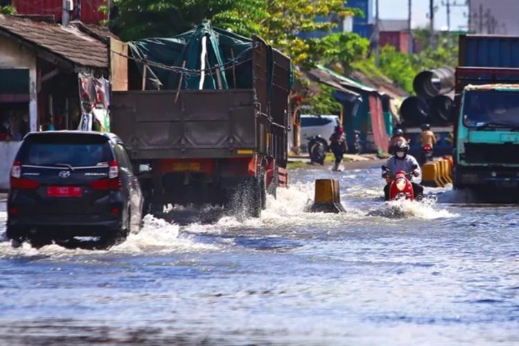 Waspadai Banjir Rob Jakarta Hingga 22 Agustus, 12 Titik Berisiko Ini Harus Diwaspadai