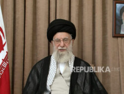 Khamenei: Perselisihan Iran-AS Tak Bisa Diselesaikan