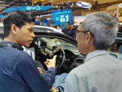 Pengunjung Cirebon Kagum Lihat Suzuki Fronx di GIIAS 2025