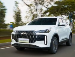 SUV Hybrid Harga Rp 200 Jutaan Diluncurkan di Akhir GIIAS 2025, Konsumsi BBM Capai 30,3 Km/Liter