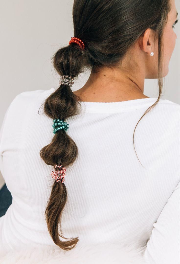 5 Gaya Rambut dengan Spiral Hair Tie, Modis dan Mudah
