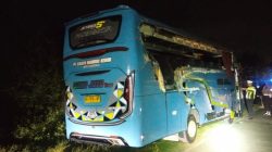 Bus Pariwisata Tabrak Truk, 1 Remaja Tewas di Jalur Lintas Selatan