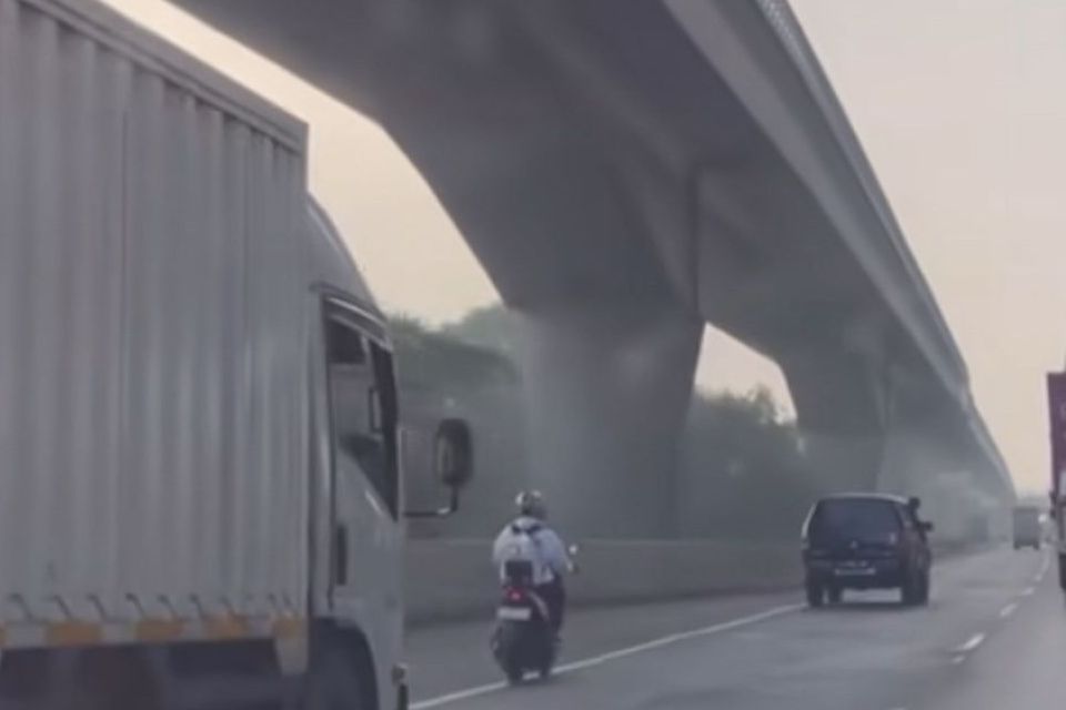 Pemotor Viral Masuk Tol Jakarta-Bekasi, Begini Cara Atur Rute di Google Maps