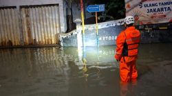 Sungai Ciliwung Meluap, Ratusan Rumah Terendam Banjir