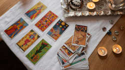 Ramalan Tarot Hari Ini: Bintang Beri Harapan untuk Scorpio dan Aquarius