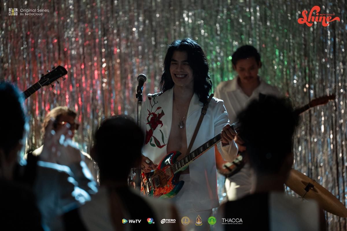 Ulasan Serial Shine: Kekacauan Politik dan Cinta