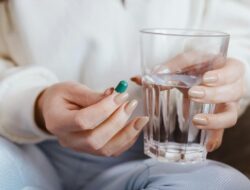 Jangan Konsumsi 7 Obat Ini Bersama Cuka Sari Apel Jangan Konsumsi 7 Obat Ini Bersama Cuka Sari Apel