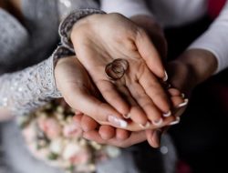 Belajar dari Kasus Dahlia Poland, Ini Cara Menentukan Visi Misi Pernikahan untuk Hindari Perceraian