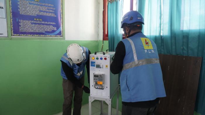 PLN UP3 Sofifi Wujudkan Pendidikan dan Energi Berkelanjutan dengan Inovasi SuperSUN