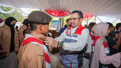 Pertamina Beri 1.000 Seragam Sekolah untuk Anak Operator SPBU dan Siswa Difabel