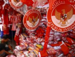 HUT Kemerdekaan Jakarta Dibanjiri 1.800 Petugas Kebersihan HUT Kemerdekaan Jakarta Dibanjiri 1.800 Petugas Kebersihan