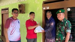 Semarak HUT RI ke-80, Lapas Kalianda Gelar Fun Walk dan Pembagian Bansos untuk Masyarakat