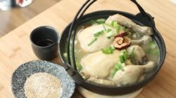 Resep Samgyetang Korea: Sup Ayam Ginseng Hangat yang Menyehatkan dan Menghangatkan Jiwa