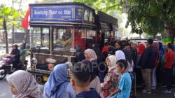 Naik Bus Wisata Bandung Hanya Rp80 Saat Merdeka