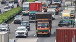 5 Tips Aman Berkendara di Jalan Tol, Sampai Tujuan Selamat
