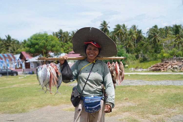 PNM Bantu Perempuan Pesisir Tingkatkan Nilai Produk Laut