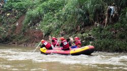 Sungai Ciliwung Kotor Jadi Trek Arung Jeram, Ajak Pelestarian Sungai Lewat Festival 2025