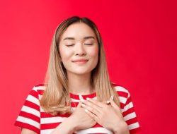 Mengenal 7 Tanda Wanita Berjiwa Lembut dan Indah Mengenal 7 Tanda Wanita Berjiwa Lembut dan Indah