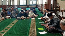 Membaca Sholawat Nariyah 4444 Kali Setiap Kamis Kedua di MAJT Semarang Membaca Sholawat Nariyah 4444 Kali Setiap Kamis Kedua di MAJT Semarang