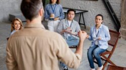 10 Frasa Harian yang Mengungkap Kekuatan Karaktermu