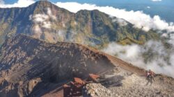 Daftar Peringkat Jalur Pendakian Gunung Indonesia, Mulai dari Grade I hingga V!