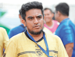 Yahya Alkatiri Kembali ke Persebaya, Cetak Gol dan Dapat Pujian Ernando Ari: Motivator Terbaik! Yahya Alkatiri Kembali ke Persebaya, Cetak Gol dan Dapat Pujian Ernando Ari: Motivator Terbaik!