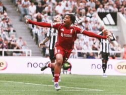 Rio Cetak Sejarah! Gol Termuda Liverpool Saat Kalahkan Newcastle Rio Cetak Sejarah! Gol Termuda Liverpool Saat Kalahkan Newcastle