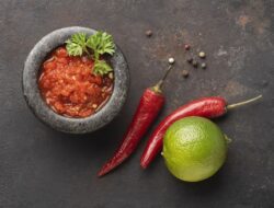 10 Sambal Tradisional Nusantara: Wajib Coba, Jangan Ngaku Asli Indonesia!
