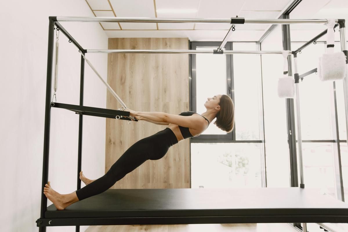 Mengapa Tubuh Menggigil Saat Berlatih Pilates?