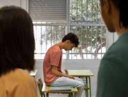 9 Ucapan Guru Zaman Dahulu yang Bisa Mengganggu Anak Sekarang