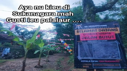 Aksi Protes Unik Warga Tasikmalaya, Jalan Rusak Jadi Objek Wisata Baru Aksi Protes Unik Warga Tasikmalaya, Jalan Rusak Jadi Objek Wisata Baru