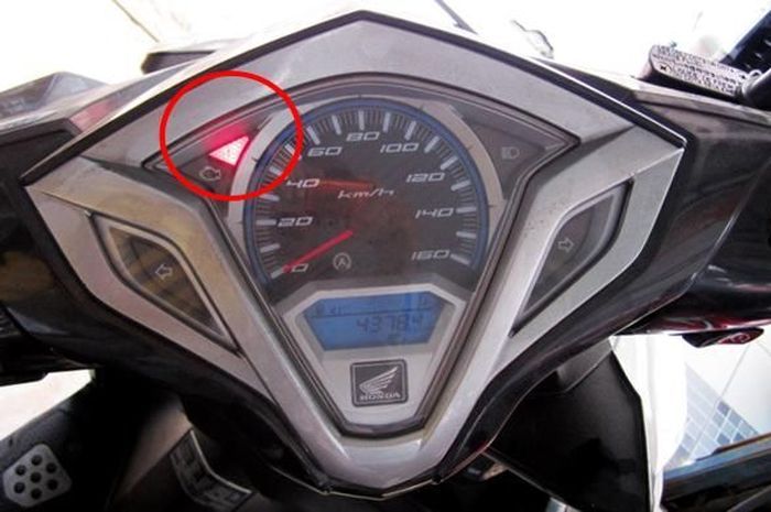 Cara Memperbaiki Suhu Mesin Honda Vario yang Tiba-tiba Berlampu