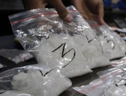 Polda Metro Jaya Gagalkan Penyelundupan 35 Kilogram Sabu dari Cina Polda Metro Jaya Gagalkan Penyelundupan 35 Kilogram Sabu dari Cina