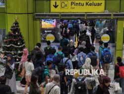 Aksi Bela Palestina, Kereta Api dari Jatinegara Naik ke Gambir