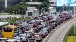 Macet Parah Jakarta Usai Hujan, Warga Kesulitan Berpergian