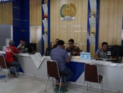 Layanan Paspor Merdeka, Imigrasi Sorong Bantu Warga Urus Dokumen di Hari Libur Layanan Paspor Merdeka, Imigrasi Sorong Bantu Warga Urus Dokumen di Hari Libur