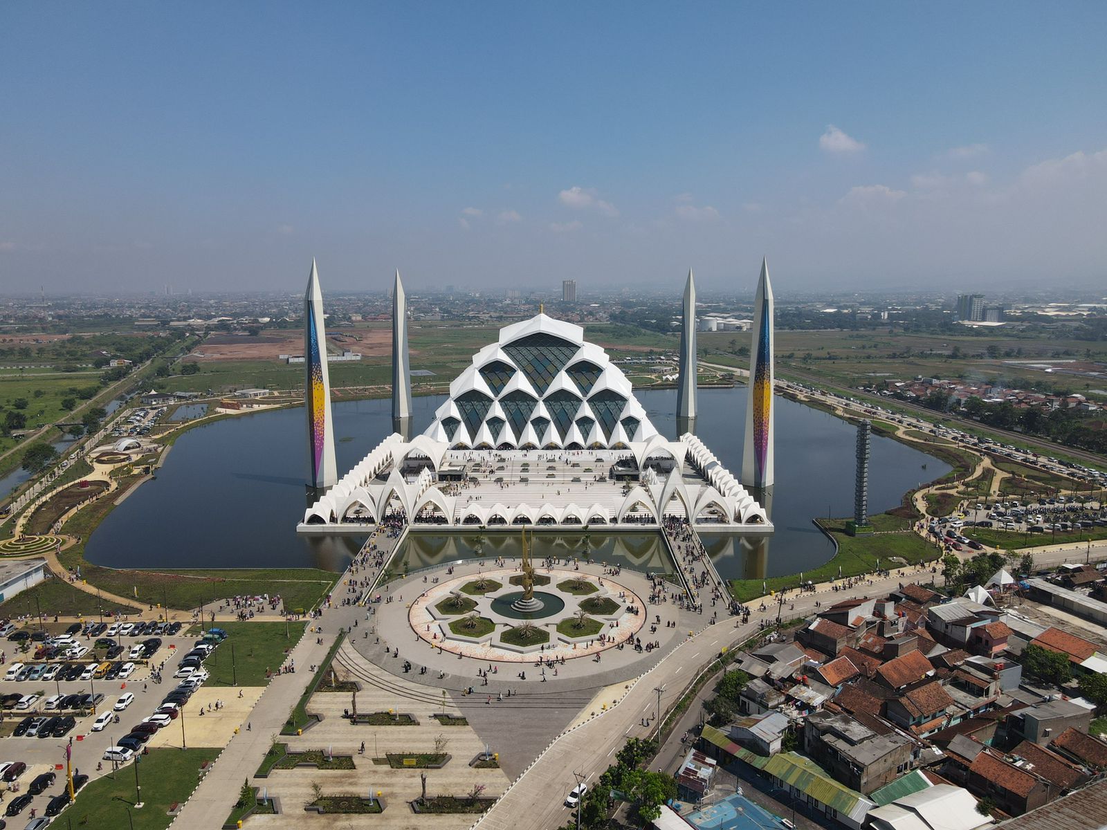 Jawa Barat Targetkan Tiga Besar IMTI 2025! Wisata Muslim Jadi Unggulan