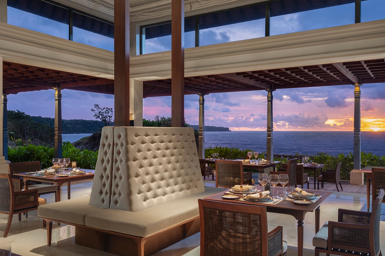 Yang Harus Dicoba Saat Menginap di Jumeirah Bali