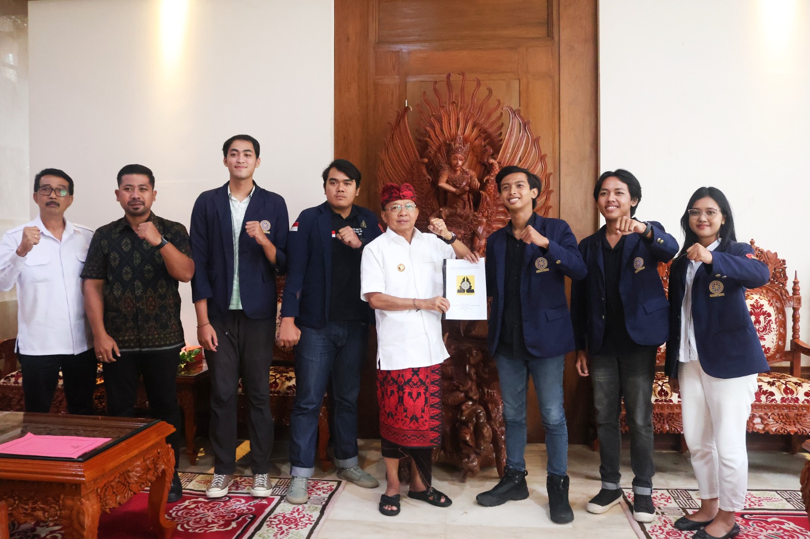 Kelola Sampah, BEM Unud Sebut Komunikasi Pak Yan Koster Tidak Efektif