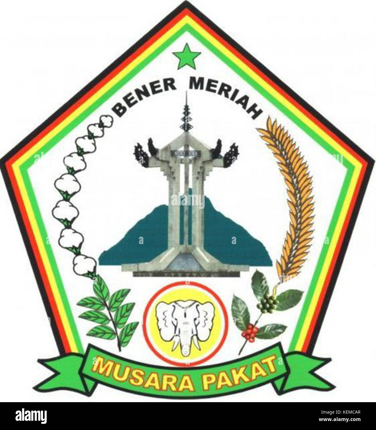 Meriah! Anak-anak Sakila Kerti Tegal Ikuti Karnaval dengan Baju Adat dan Profesi