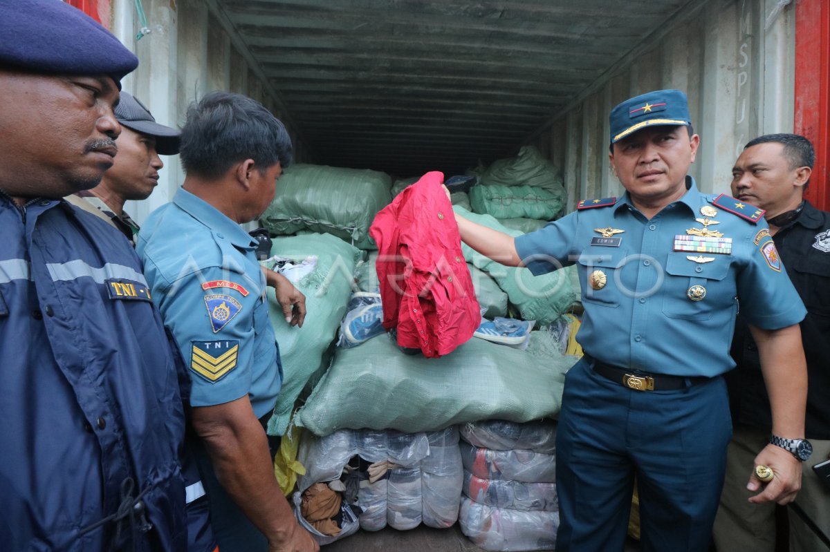 Dua Orang Diperiksa, Penyelundupan Pakaian Bekas Terungkap