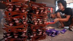 Kelom Geulis Tasikmalaya di Ambang Kepunahan: Dari Ekspor ke Rumahan