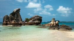Petualangan Menarik di Pulau Belitung: 16 Tempat Wisata Favorit untuk Liburan Berbeda