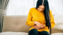 7 Alasan Flek Cokelat Sebelum Haid dan Solusinya