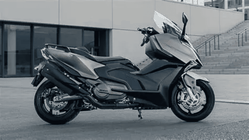 5 Motor Touring 750cc Terbaik 2025: Jelajah Jauh dengan Nyaman dan Bertenaga