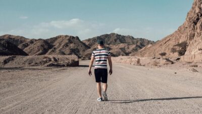 5 Tips Jalan Kaki Cepat Bakar Kalori Maksimal 5 Tips Jalan Kaki Cepat Bakar Kalori Maksimal