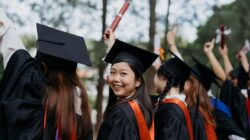 Sekolah Beri Hadiah Rp2,2 M untuk Murid Masuk Kampus Top, Dihujat Netizen