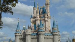 Warna Baru Istana Cinderella Disney World